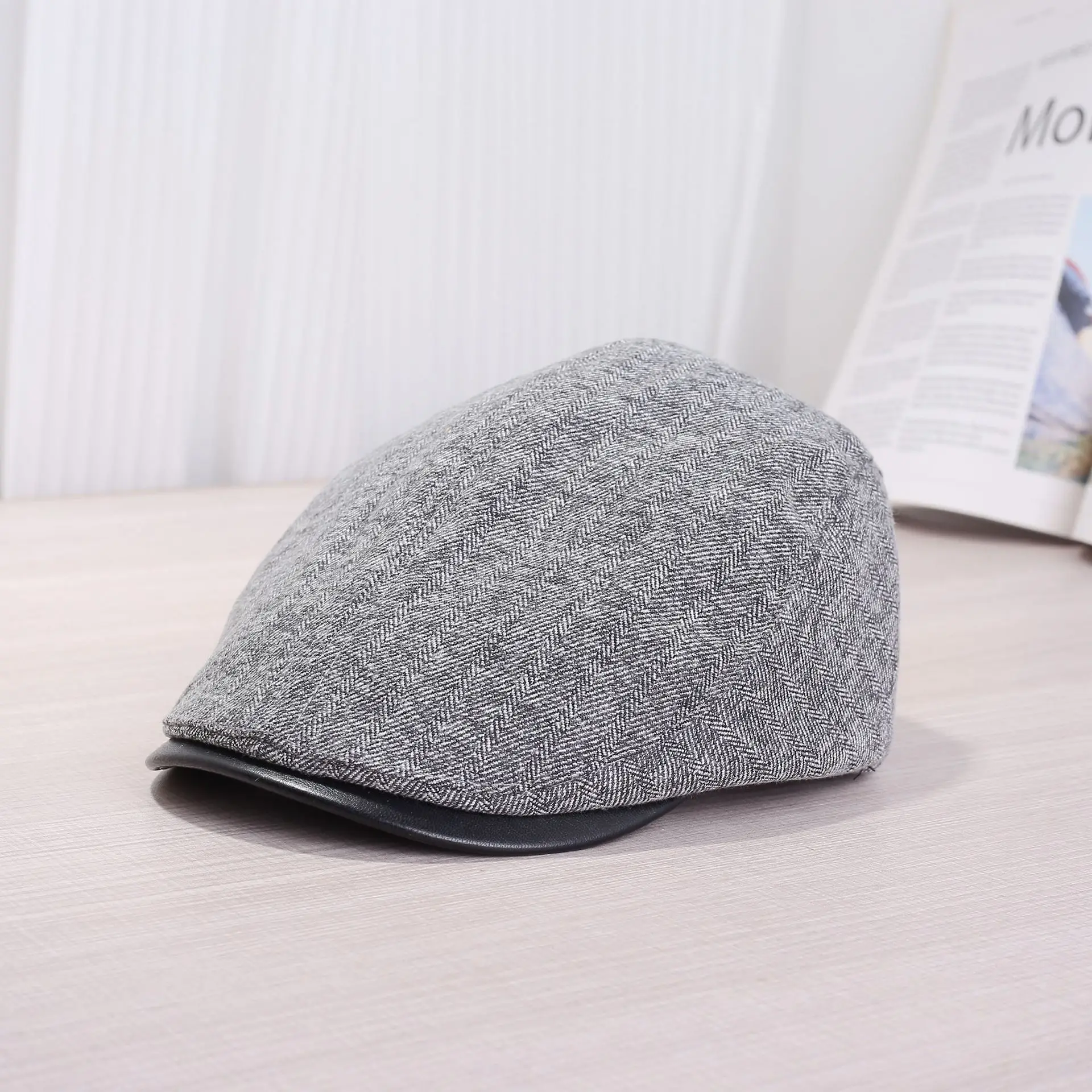 Men Women Grey Korean Style Peaked Cap - Image 2