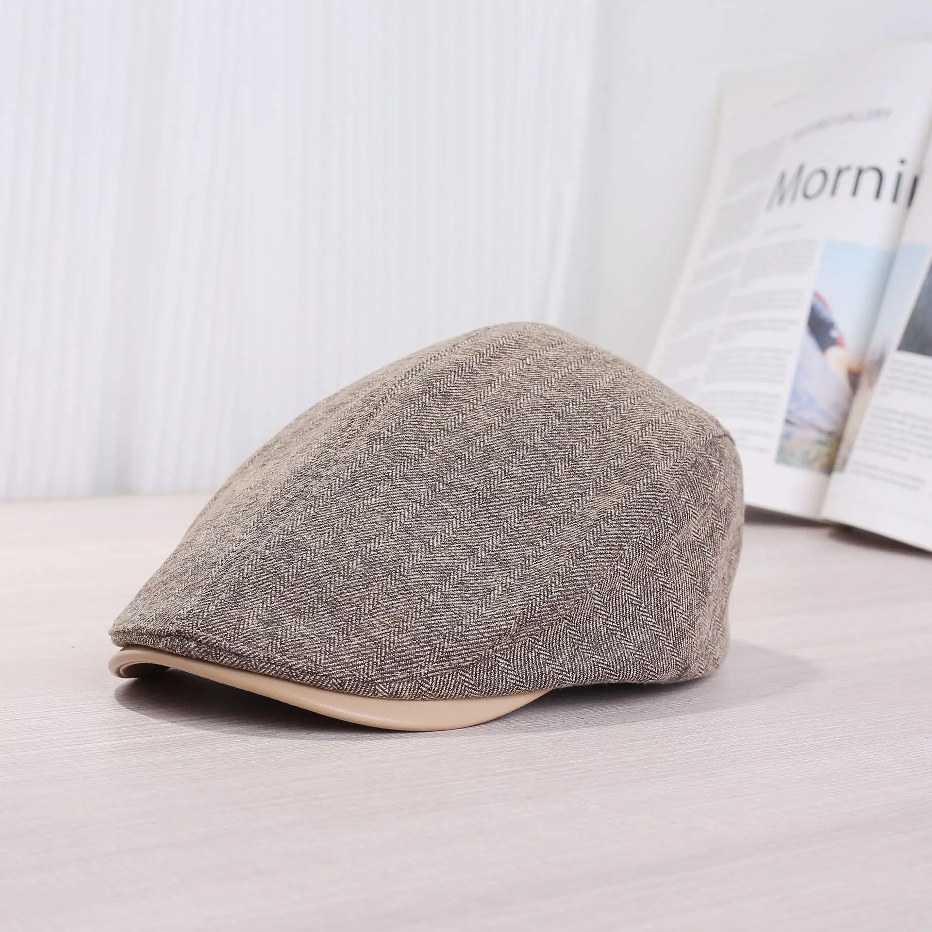 Men Women Grey Korean Style Peaked Cap - Image 3