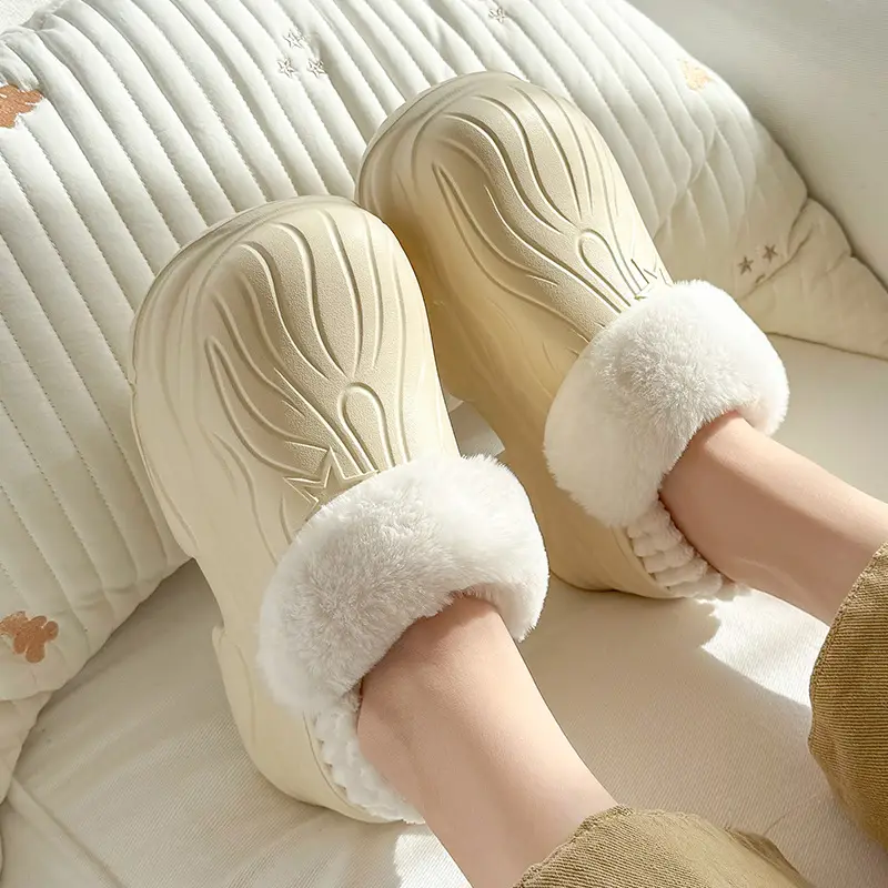 Cross-Border French Thick-Soled Cotton Shoes 2025 Winter Home Couple Cotton Slippers Warm and Waterproof Anti-Slip Cotton Shoes for Men and Women - Image 4