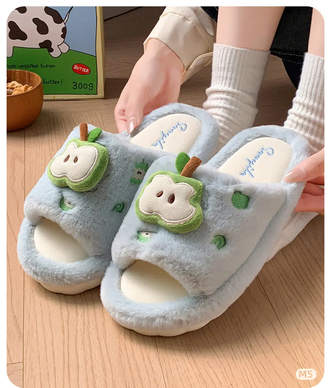 New Cute Cartoon Apple Open Plush Slippers for Women Winter Indoor Home Fleece-Lined Warm Anti-Slip Cotton Slippers — feature 6