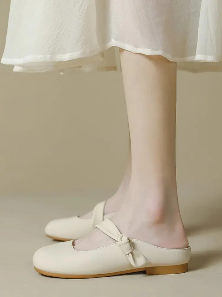 French-Style Gentle Closed-Toe Mules for Women, 2025 New Spring and Summer Flat Slip-On Sandals - Image 3