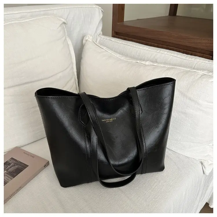 Women Retro Tote Bag Large Capacity Leather Shoulder Bag