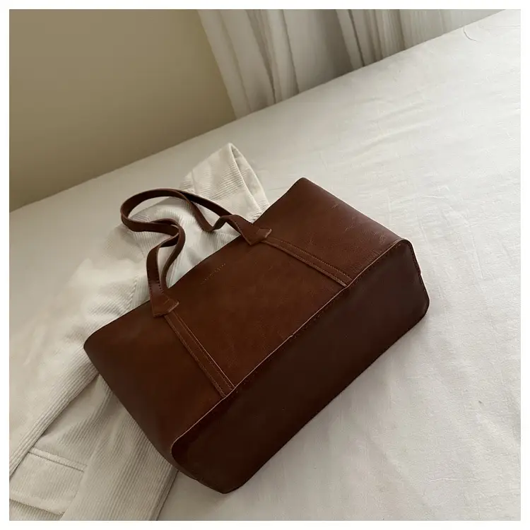 Women Retro Tote Bag Large Capacity Leather Shoulder Bag — feature 14