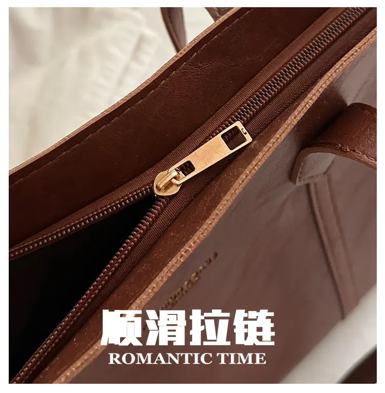 Women Retro Tote Bag Large Capacity Leather Shoulder Bag — feature 3
