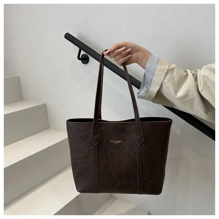 Women Retro Tote Bag Large Capacity Leather Shoulder Bag — feature 41