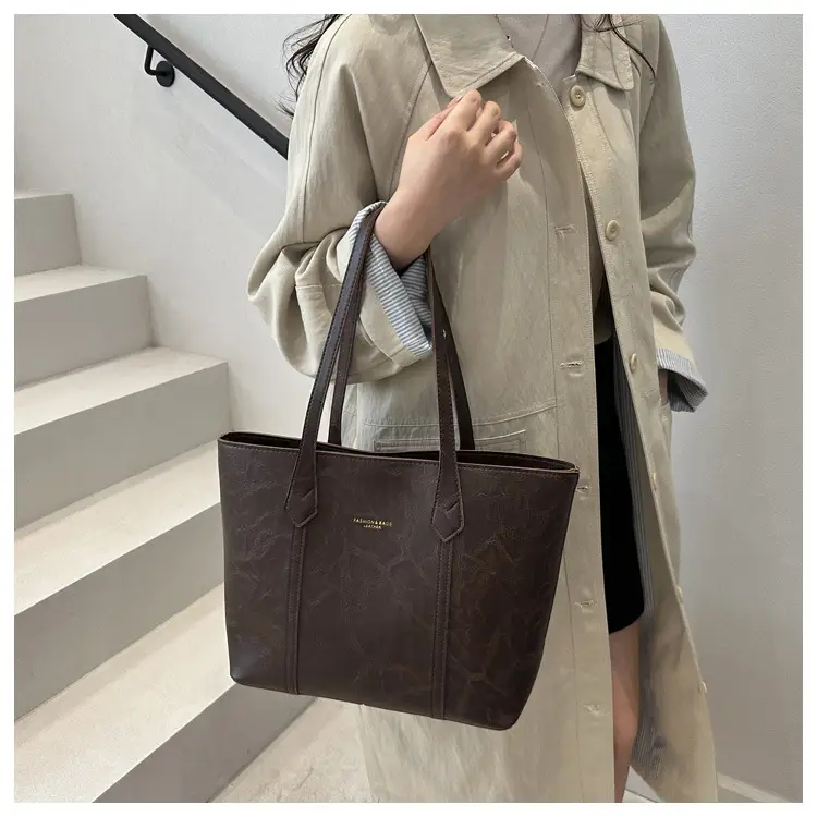 Women Retro Tote Bag Large Capacity Leather Shoulder Bag — feature 42