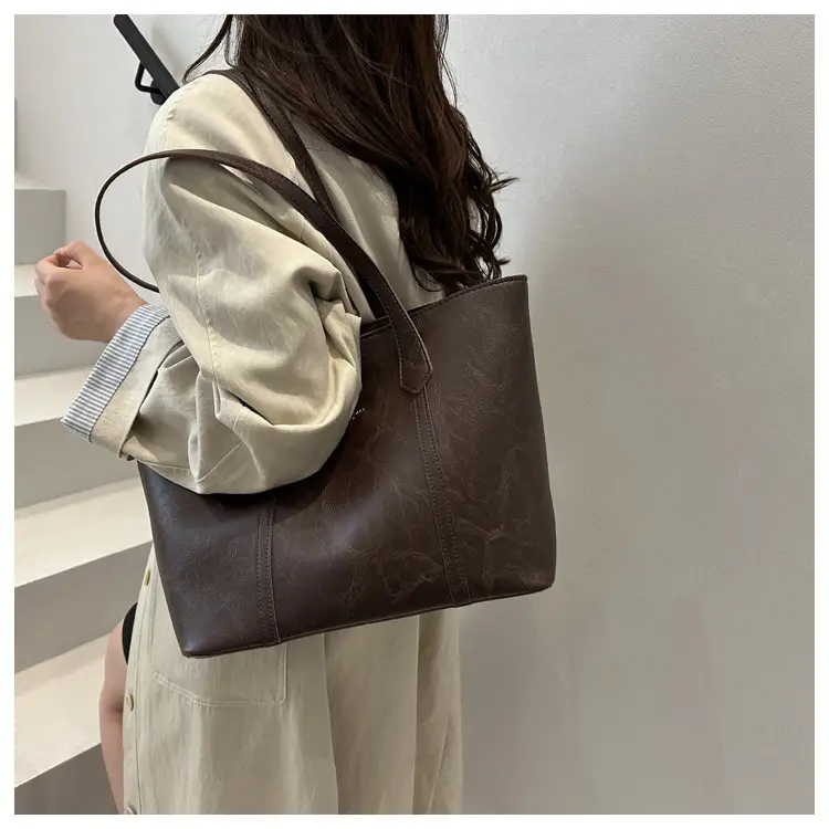 Women Retro Tote Bag Large Capacity Leather Shoulder Bag — feature 48