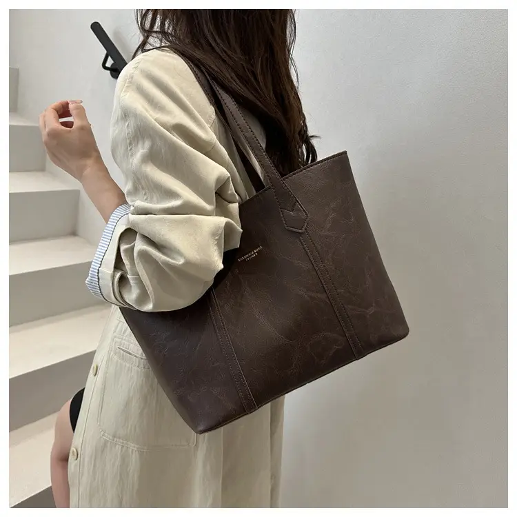 Women Retro Tote Bag Large Capacity Leather Shoulder Bag — feature 50