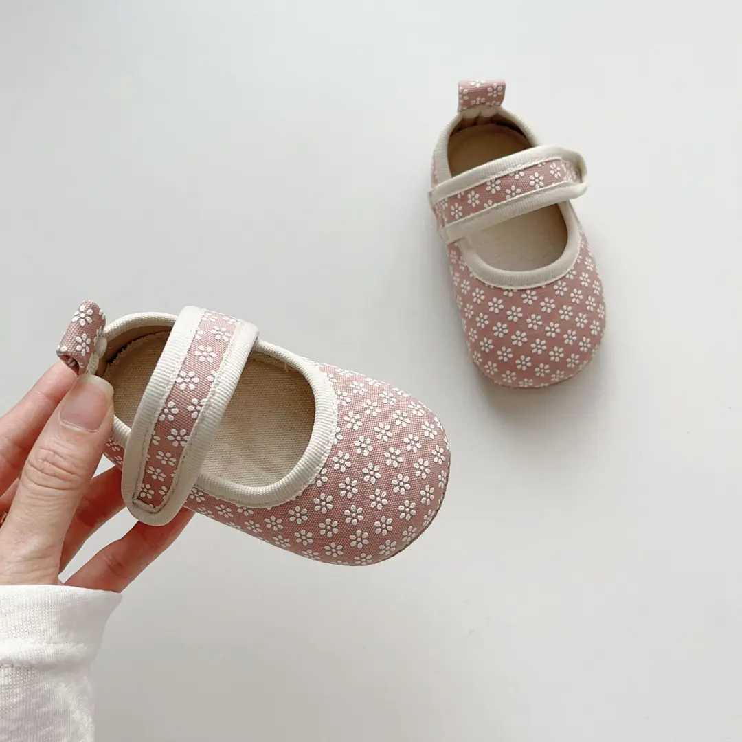 2026 Autumn New Style Colorful Cotton Soft Sole Baby Shoes Fashionable and Stylish Velcro Non-Slip Walking Shoes for Boys and Girls - Image 2