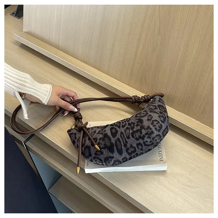 Leopard Print Crossbody Bag for Women Hot Girl Fashion — feature 25