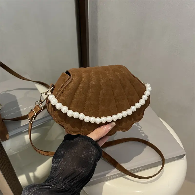 Women Pearl Chain Shoulder Bag New Autumn 2025 - Image 2
