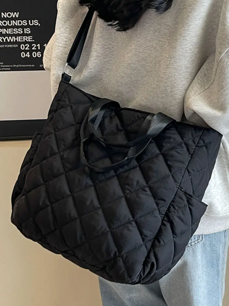 Japanese-Style Quilted Shoulder Bag for Women - Image 8