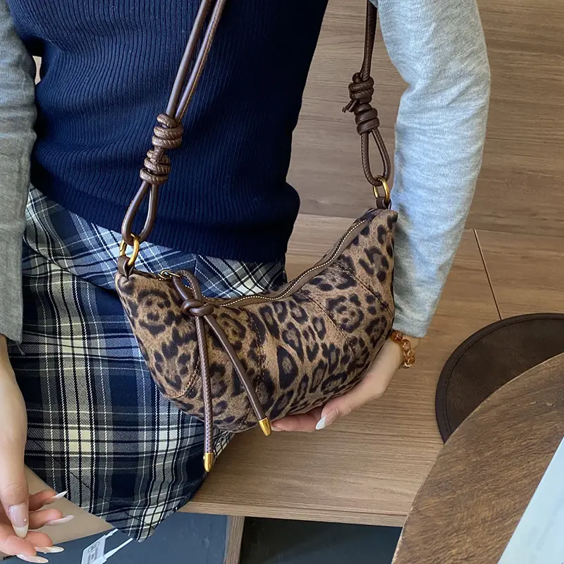 Women Leopard Print Crossbody Bag 2025