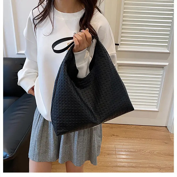 Women Retro Woven Tote Bag Brown 2025 — feature 18