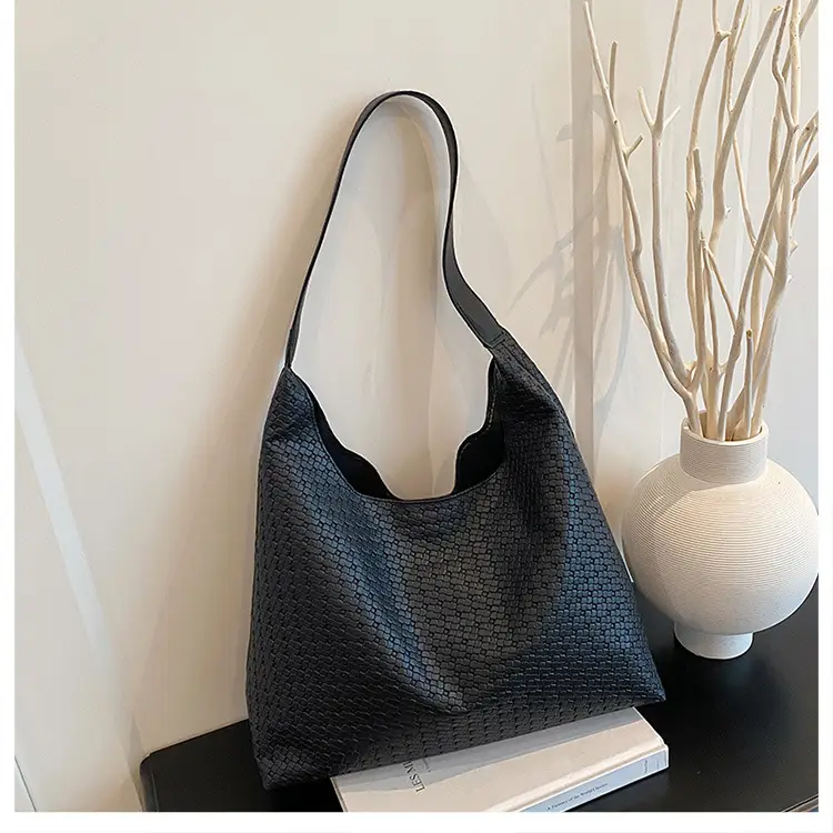 Women Retro Woven Tote Bag Brown 2025 — feature 21