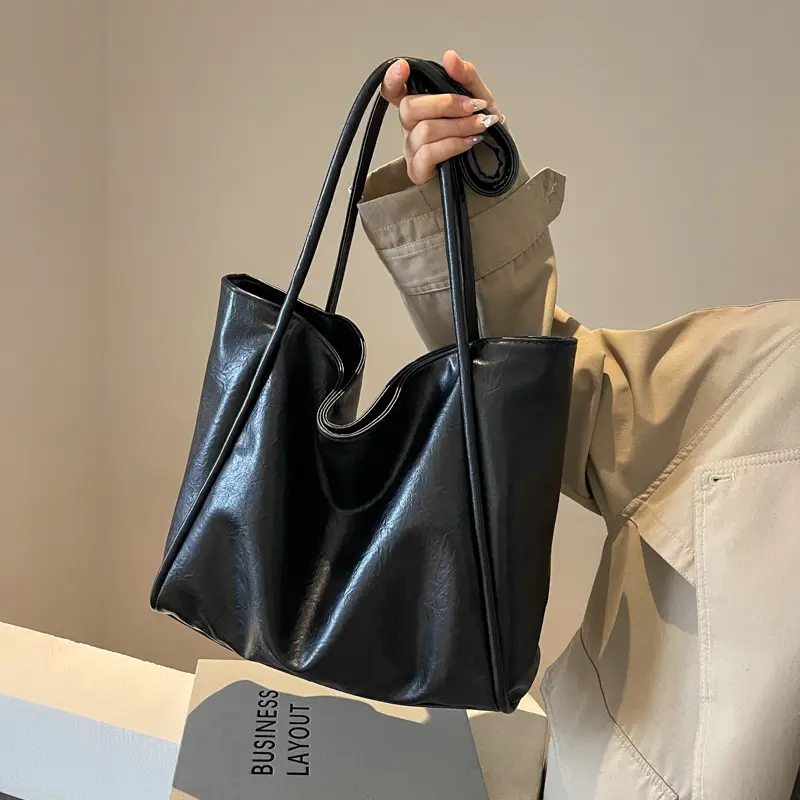 Large Capacity Soft Leather Tote Bag for Women - Image 7