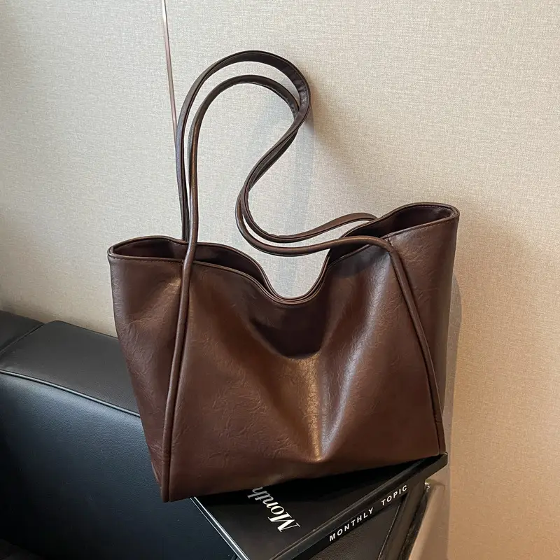 Large Capacity Soft Leather Tote Bag for Women - Image 8