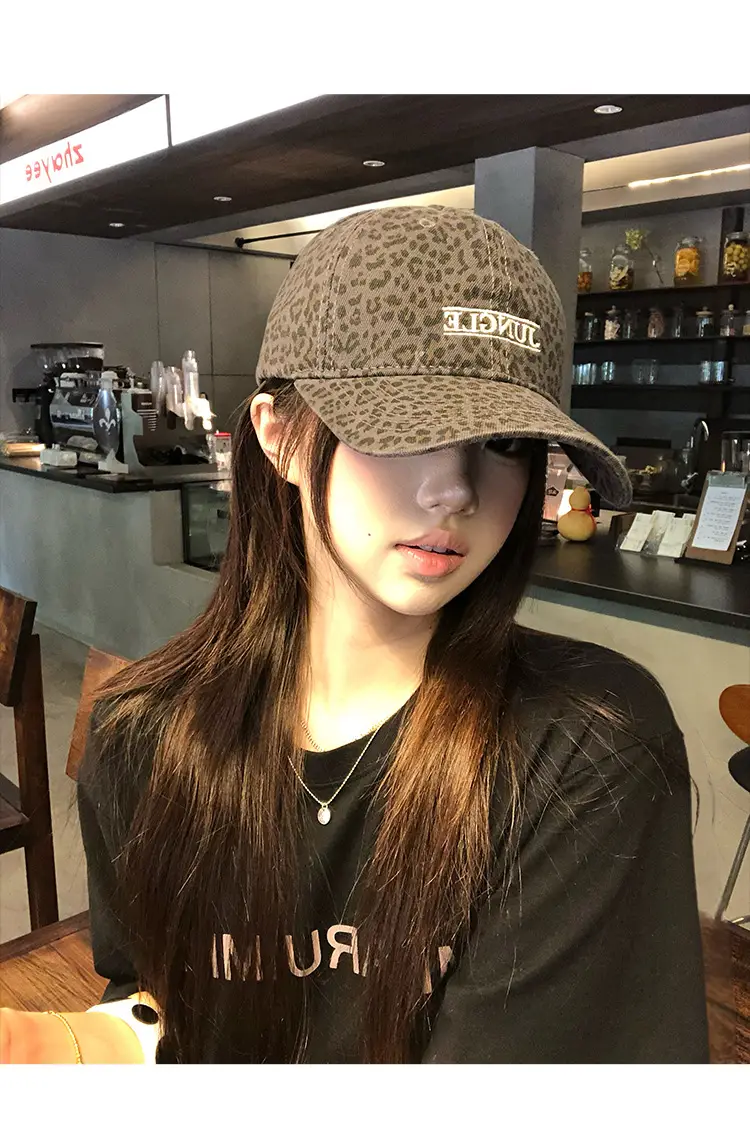 American Retro Leopard Print Cap for Women — feature 10