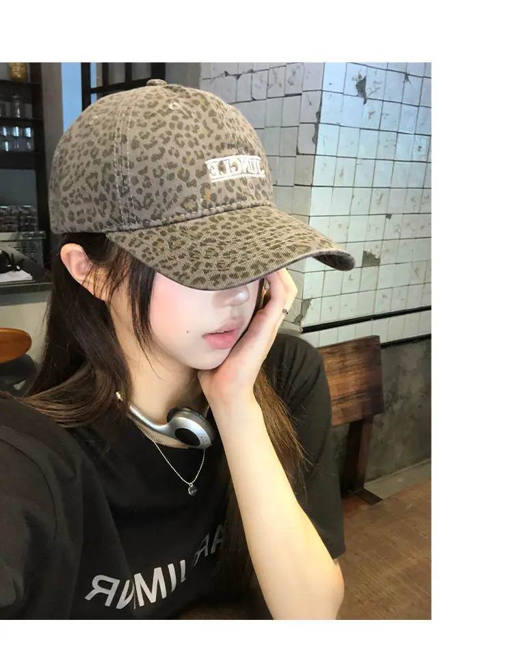 American Retro Leopard Print Cap for Women — feature 9