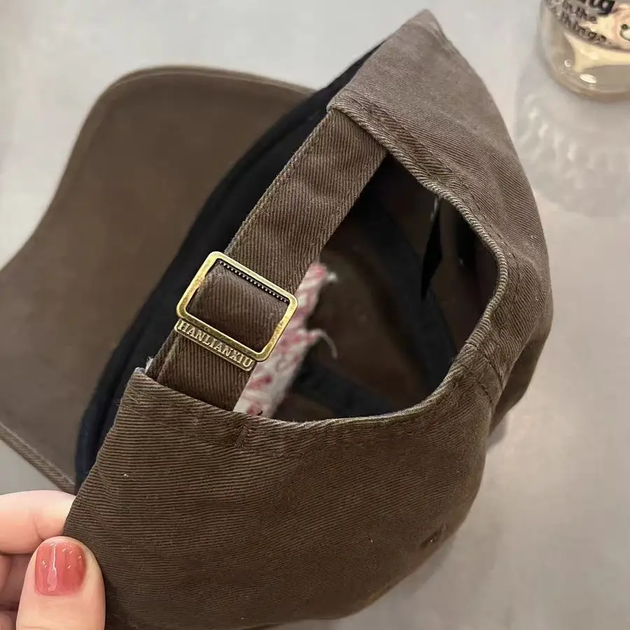 Women's Brown Embroidered Baseball Cap Sunshade Hat - Image 9
