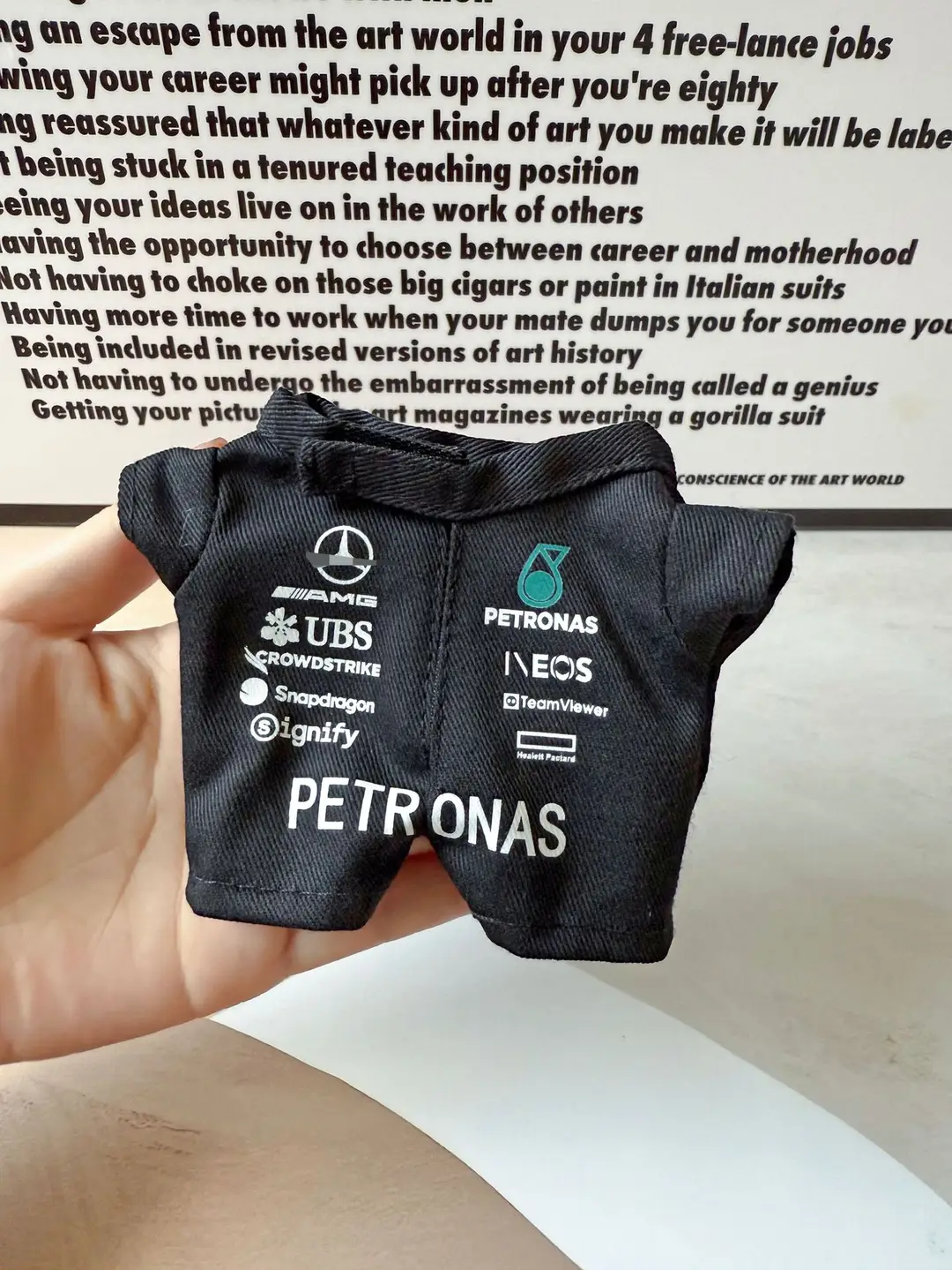 Mercedes-Benz F1 Red Bull Racing Suit 15/17cm Labubu Doll Clothes Hat First, Second and Third Generation Labubu Clothes Wholesale — feature 9