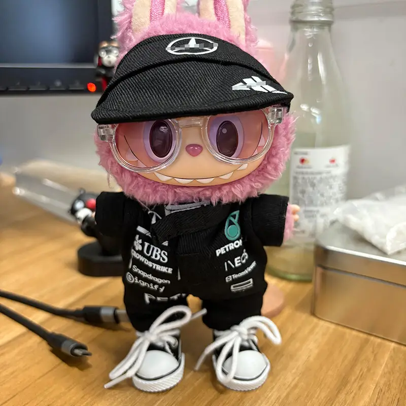 Mercedes-Benz F1 Red Bull Racing Suit 15/17cm Labubu Doll Clothes Hat First, Second and Third Generation Labubu Clothes Wholesale