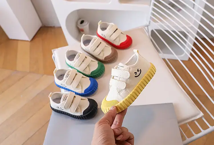 Children's Canvas Velcro Shoes Red Soles Kindergarten Flat — feature 20