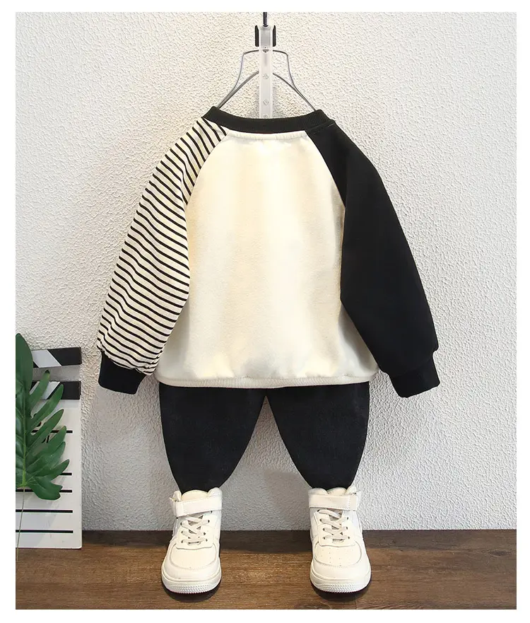 Boys Striped Raglan Sweatshirt White Black Kids Top — feature 8