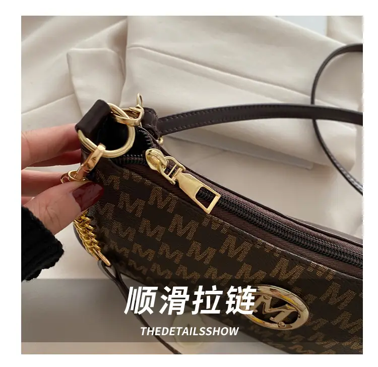Women's Small Crossbody Bag with Gold Chain — feature 6