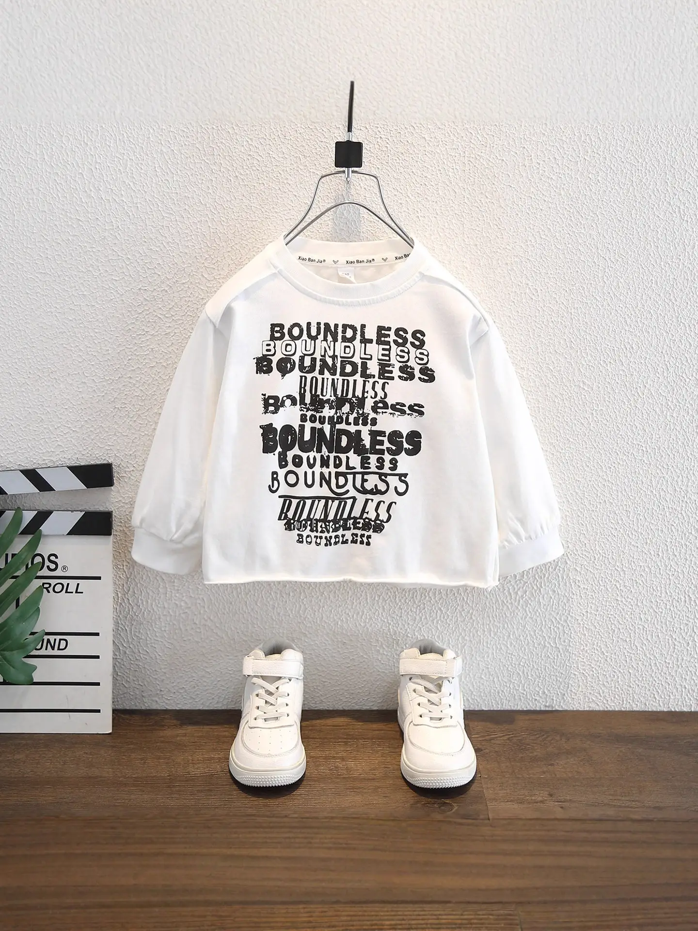 White Long Sleeve Korean Letter Print Kids T-Shirt - Image 5