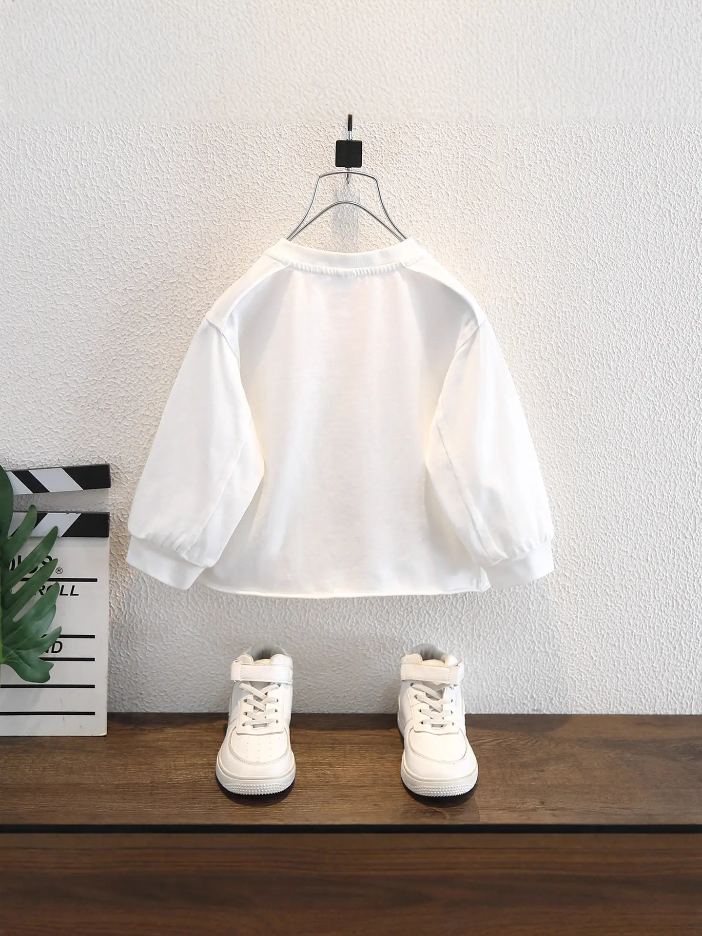 White Long Sleeve Korean Letter Print Kids T-Shirt - Image 6