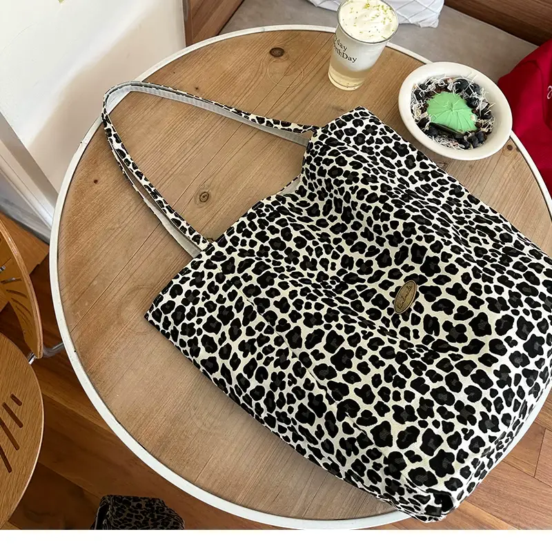 Leopard Print Spaghetti Strap Tote Bag Women — feature 11