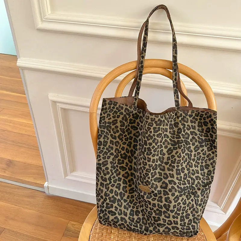 Leopard Print Spaghetti Strap Tote Bag Women — feature 4