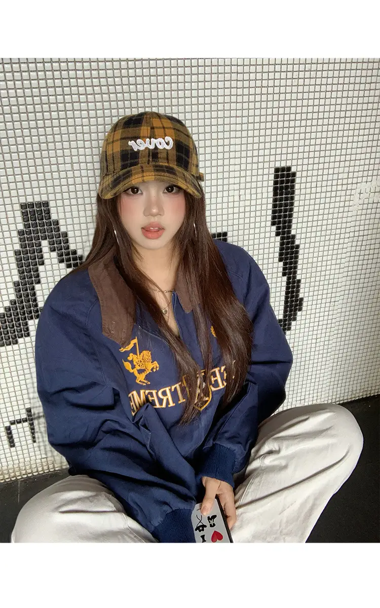 Korean Plaid Baseball Cap for Women with Wide Brim — feature 9