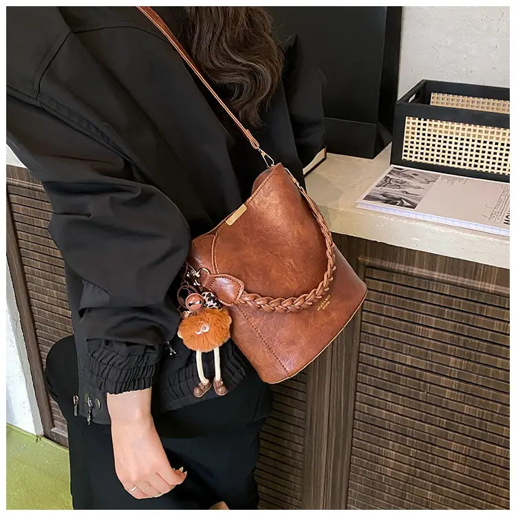 Retro Tote Bag Women Shoulder Crossbody Satchel Brown — feature 23