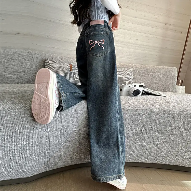 Girls' Jeans Autumn 2025 New Style Big Girl Loose Wide-Leg Pants Spring and Autumn Middle School Children's Pants - Image 3