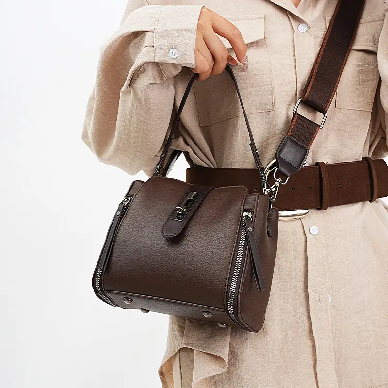 Women Crossbody Bag Brown Leather Large Capacity Foreign Trade - Image 6