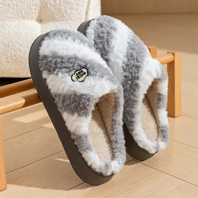 2025 New Autumn and Winter Indoor Non-Slip Warm Plush Maternity Slippers Cotton Slippers with a Stepping-On-Clouds Feel for Women - Image 4