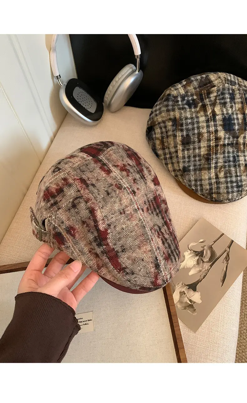 Japanese Retro Plaid Forward Cap for Women Summer 2025 Large Head Circumference Reverse-Wear Duckbill Hat Face-Slimming Beret — feature 9