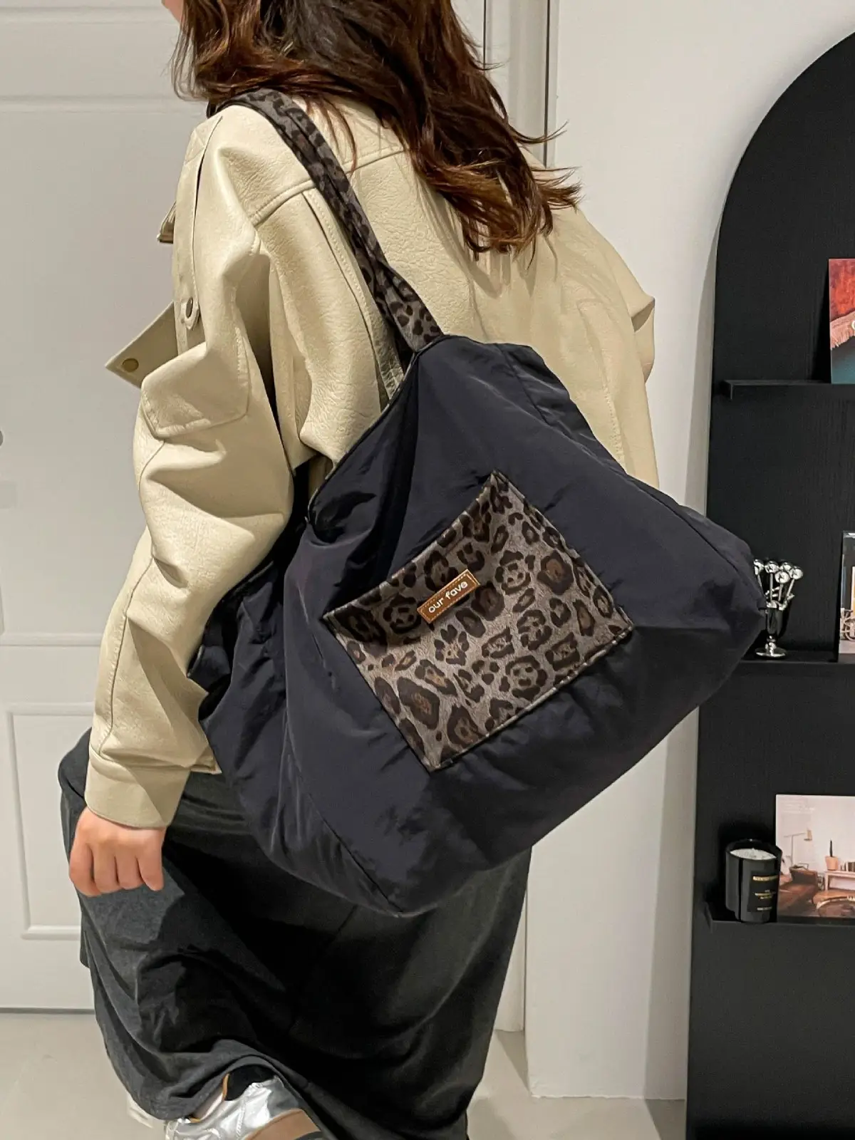 Women's Leopard Print Tote Bag Large Capacity Cross Border - Image 7