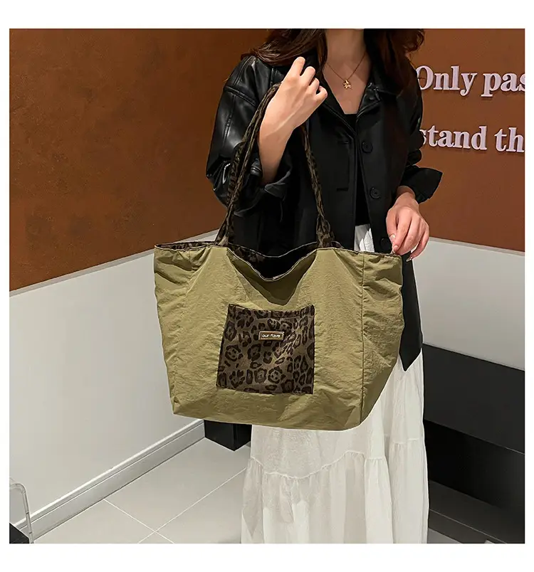 Women's Leopard Print Tote Bag Large Capacity Cross Border — feature 5