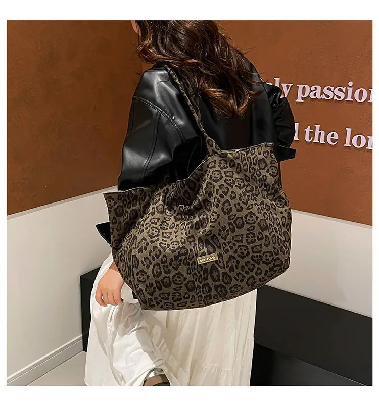 Women's Leopard Print Tote Bag Large Capacity Cross Border — feature 6