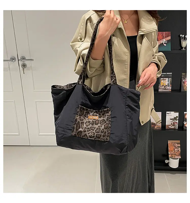Women's Leopard Print Tote Bag Large Capacity Cross Border — feature 9