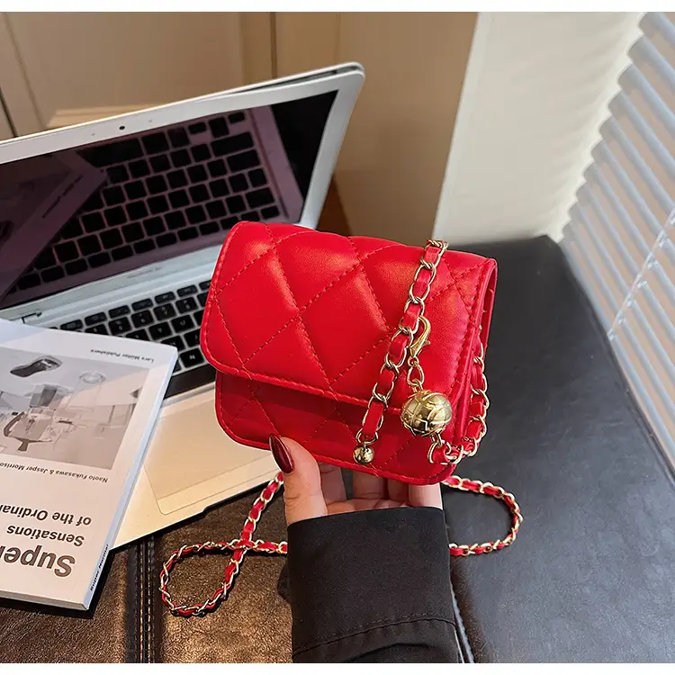 Red Quilted Chain Shoulder Bag for Women — feature 27