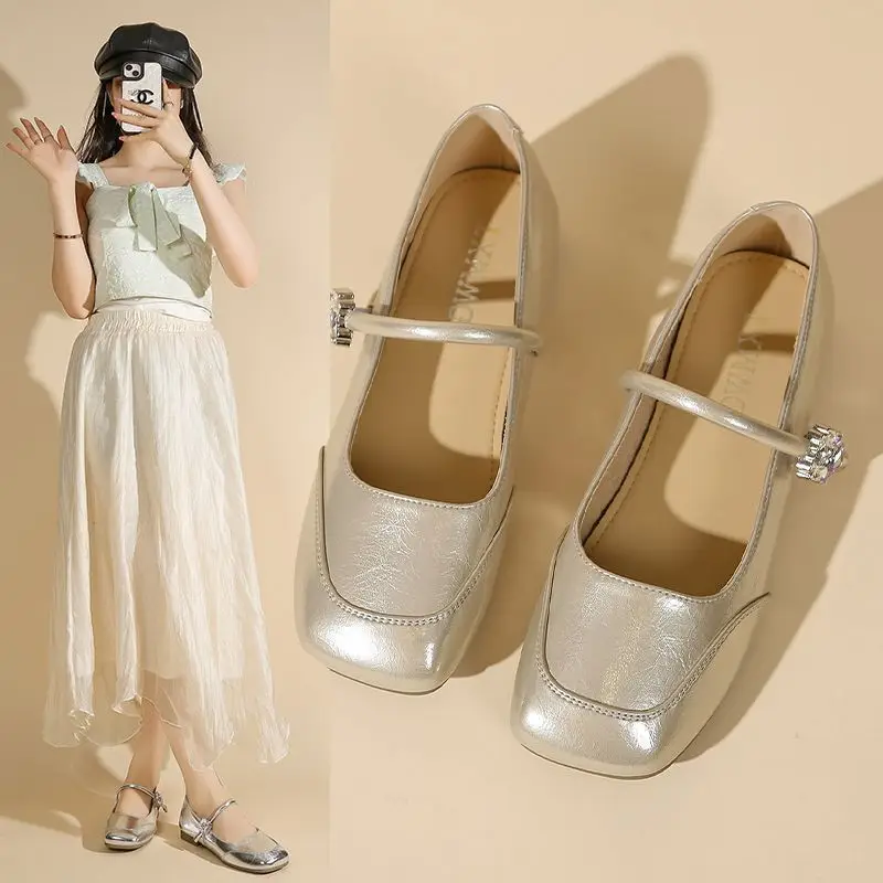 Women's Summer Shoes 2025 New Spring and Autumn Fairy Style Gentle Soft Sole Flat Shoes Shallow Mouth Versatile Beanie Shoes for Women - Image 4