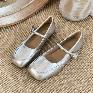 French-Style Low-Heeled Mary Jane Shoes for Women, 2026 New Spring and Autumn Flat Shoes, Versatile with Skirts, Single Shoes, Ballet Flats - Image 3