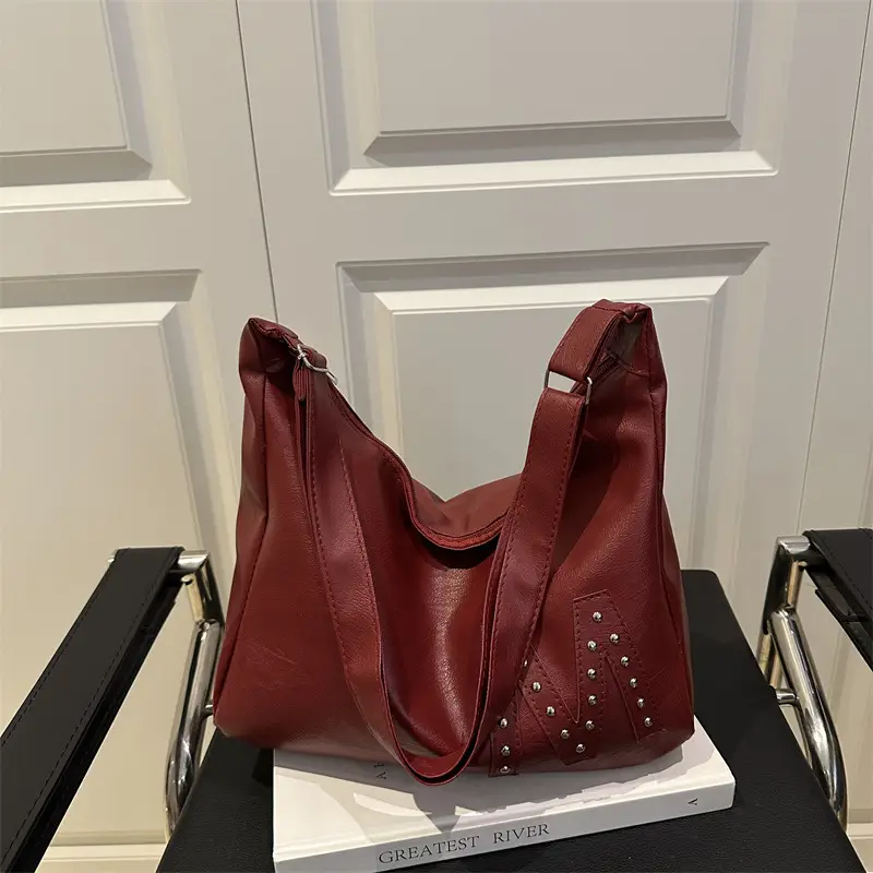 Vintage Brown Leather Shoulder Bag with Studded Design - Image 4