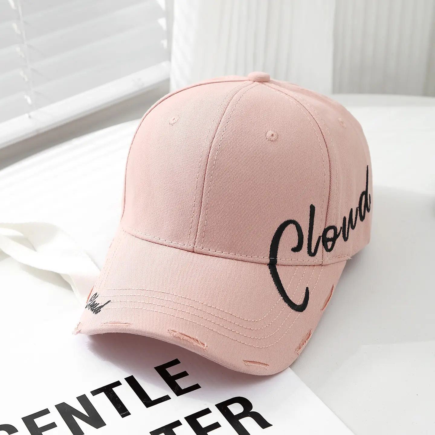 Women's Red Embroidered Baseball Cap Wide Brim Sun Hat — feature 6