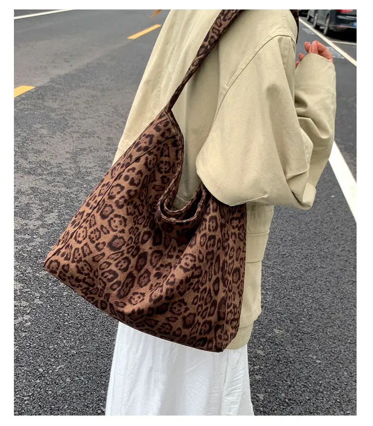 Leopard Print Women's Large Capacity Shoulder Bag — feature 11