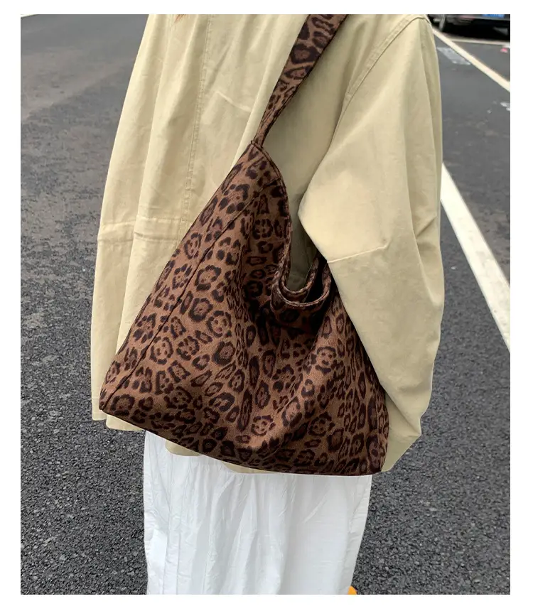 Leopard Print Women's Large Capacity Shoulder Bag — feature 13